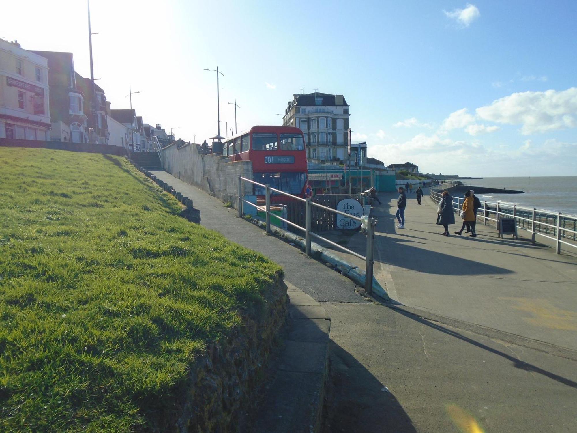 Flat, Amazing Balcony Sea View, Bike Store, With Sun Deck Margate Exterior photo